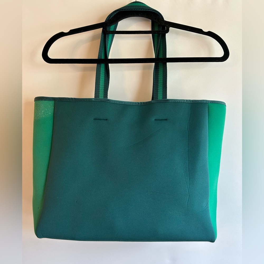 SUMMERSALT NEOPRENE SEA GRASS & SEAWEED SHADE  GREEN COLOR BEACH TOTE BAG
